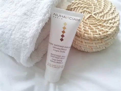 NUHANCIAM FLUIDE MAT 40ML